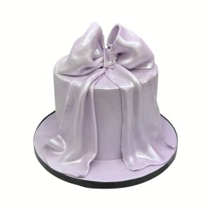 Trending Bow Cake